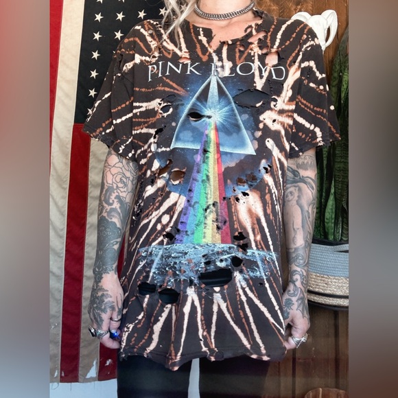 Pink Floyd Tee - Picture 2 of 3